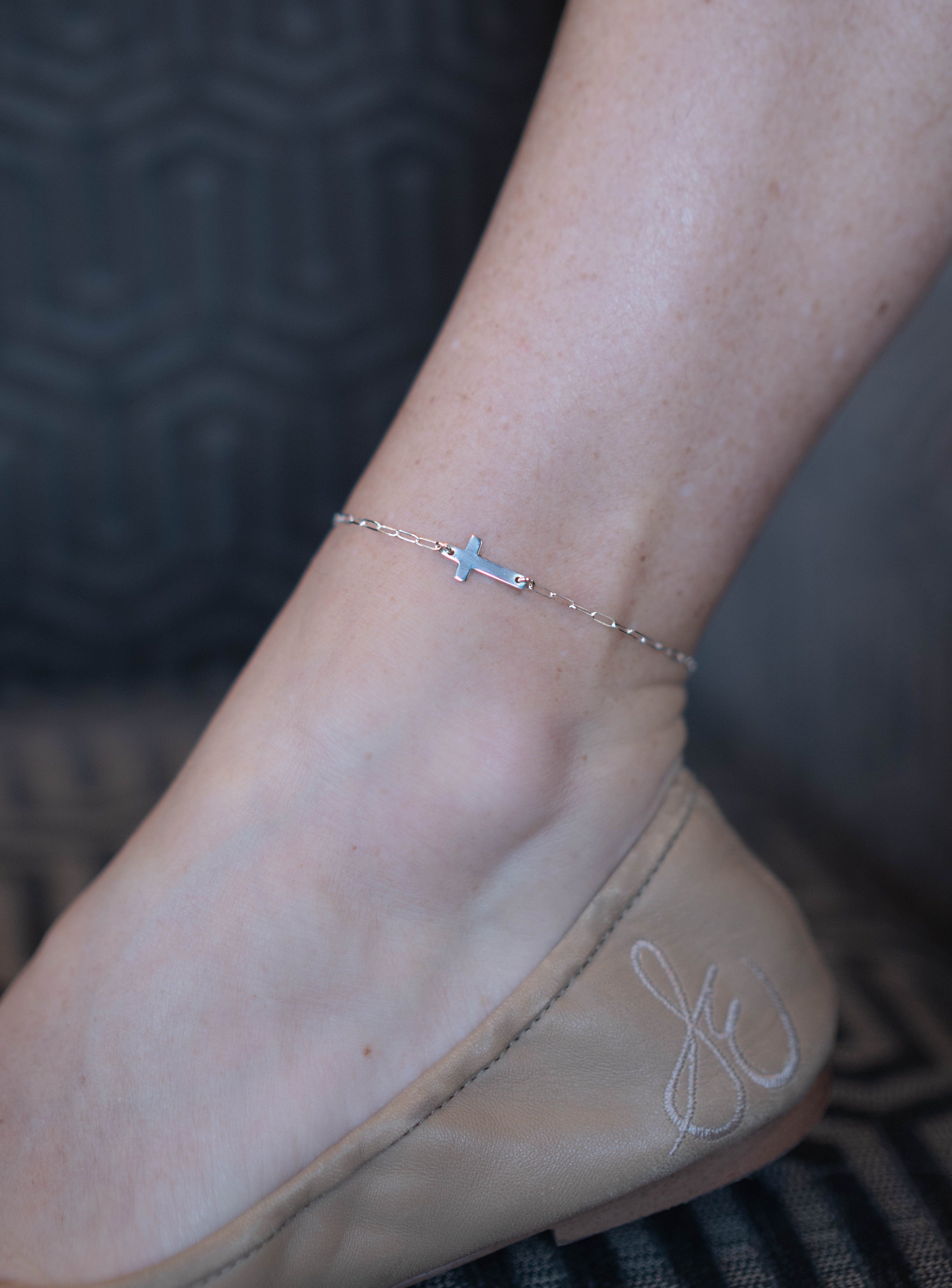 EFYTAL Sterling Silver Sideways Cross Ankle Bracelet, Christian
