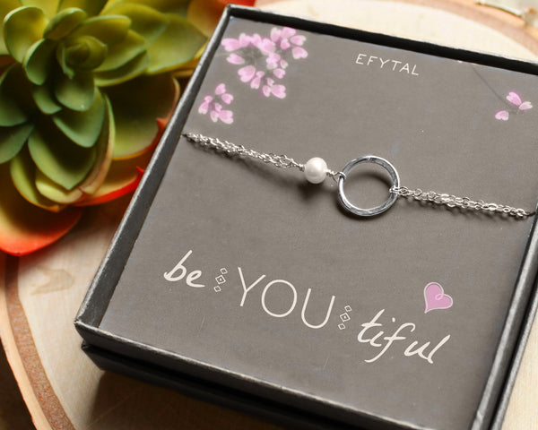 justine friendship bracelet • beYOUtiful