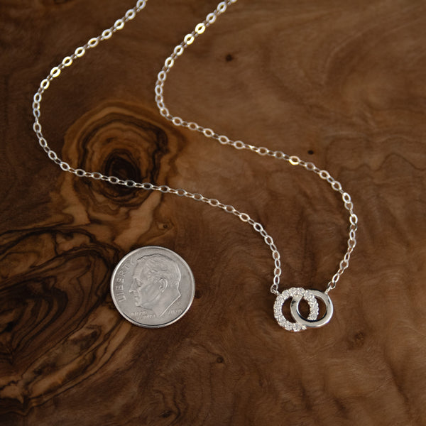 keisha interlocking rings necklace • happy valentine's day