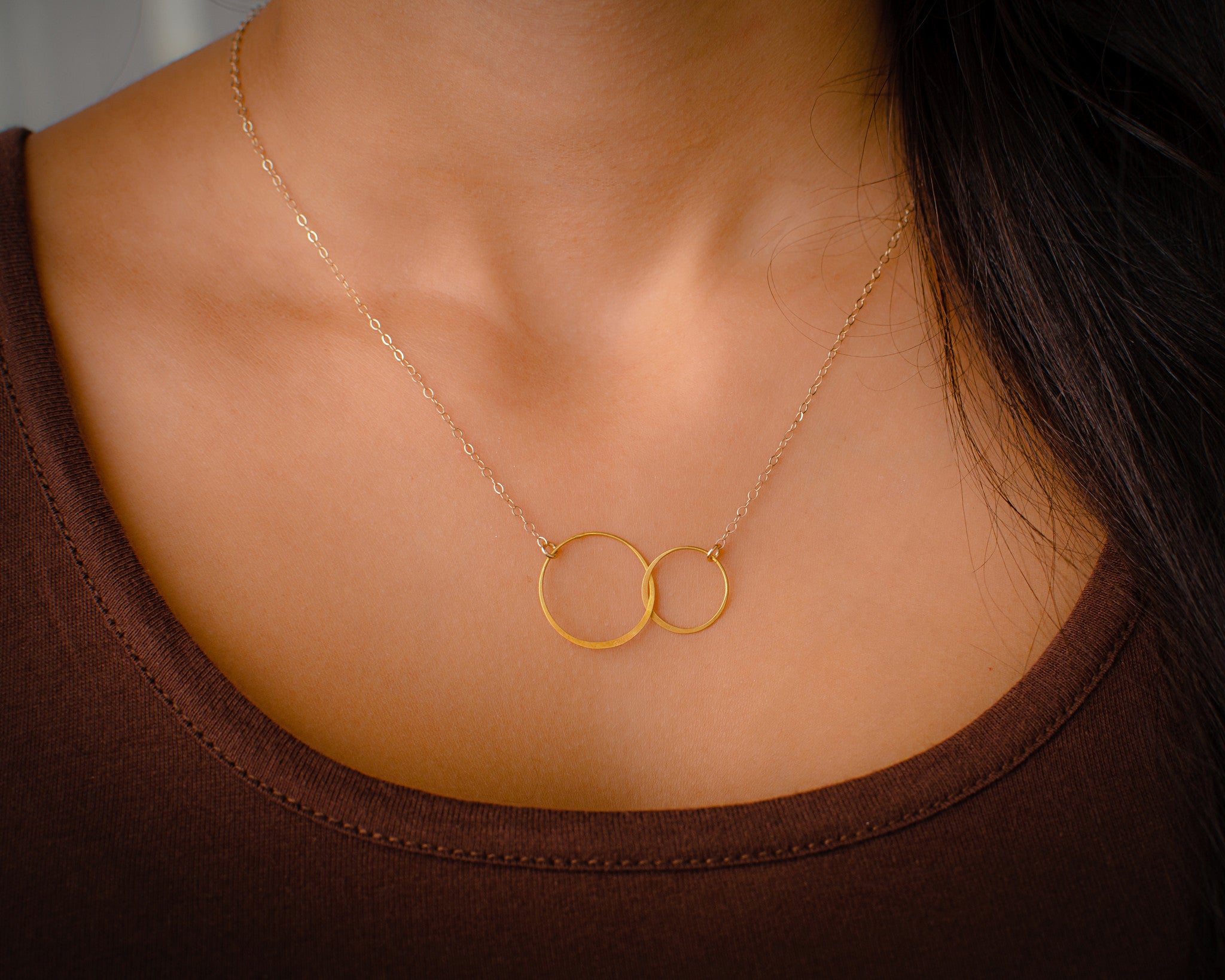 Harmony - Interlocking Circle Necklace – Honeycat Jewelry