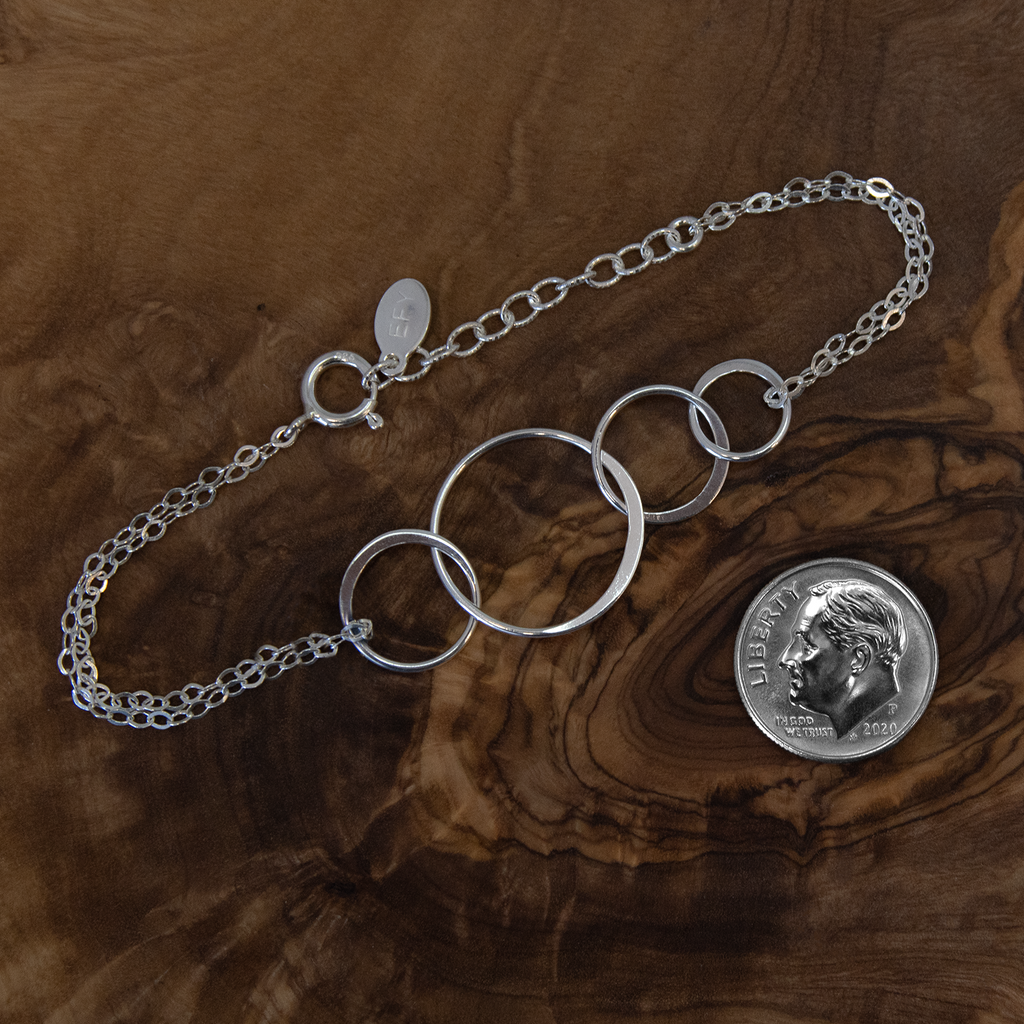 Jewelry for 40 year old woman on sale
