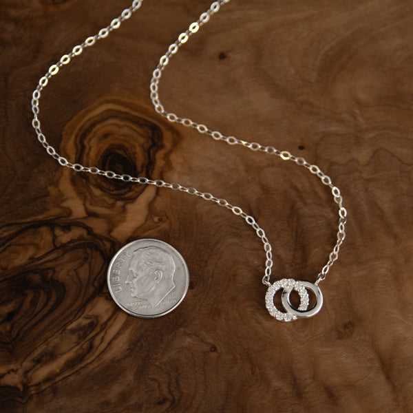 keisha interlocking rings necklace • my girlfriend