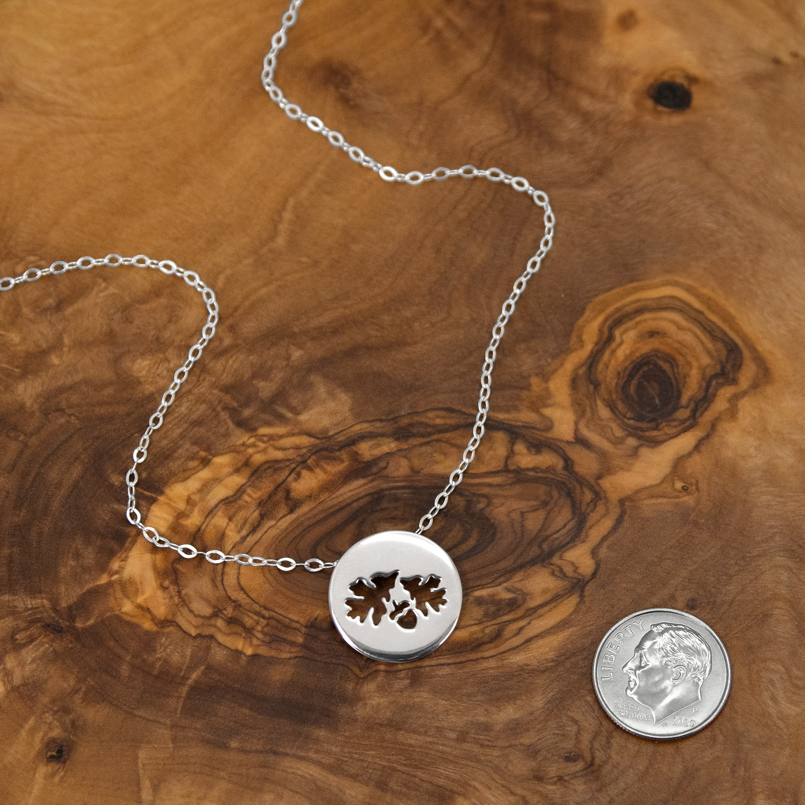 Southern Gates® Southern Oak Tree Heart Pendant – Dacuba's Fine Jewelry
